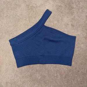 bo+tee cross shoulder bra